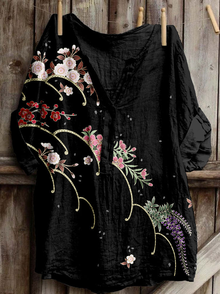 黒い花柄のゆったりシャツ