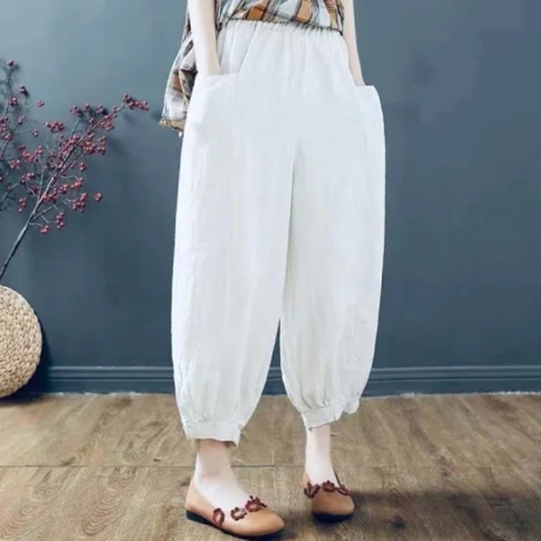 ポケット付きプレーンカットワイドパンツ