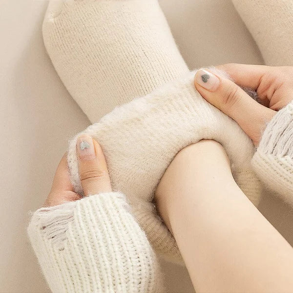 女性用、秋冬、太め、暖かい、中程度の長さのコットンソックス（単色）